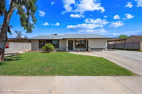 1444 W Wickieup Ln, Phoenix, AZ 85027
