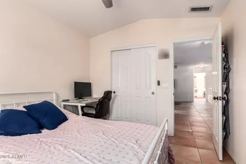 Bedroom - 4038 E Wagon Cir, Gilbert, AZ 85297 photo 5 of 7
