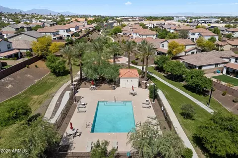Exterior - 737 E Harwell Rd, Phoenix, AZ 85042 photo 4 of 4