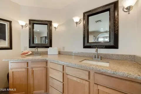 Bath - 3538 E Squawbush Pl, Phoenix, AZ 85044 photo 3 of 5