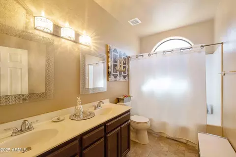 Bath - 3538 E Squawbush Pl, Phoenix, AZ 85044 photo 4 of 5