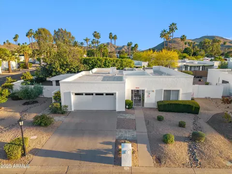 39 E Tam Oshanter Dr, Phoenix, AZ 85022