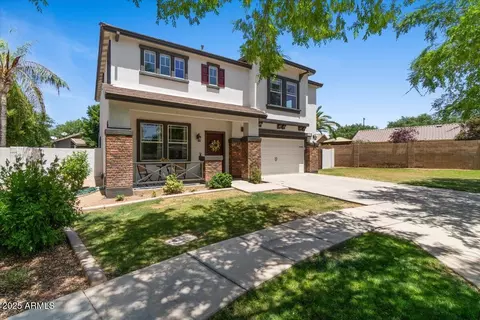 3784 E Washington Ct, Gilbert, AZ 85234 photo 3