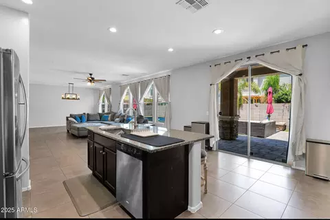 Kitchen - 3436 E Gary Way, Gilbert, AZ 85234 photo 4 of 5
