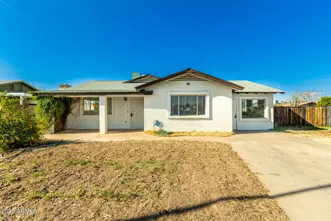 214 W June Cir, Mesa, AZ 85201