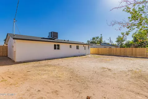 Exterior - 2540 E Hartford Ave, Phoenix, AZ 85032 photo 4 of 4
