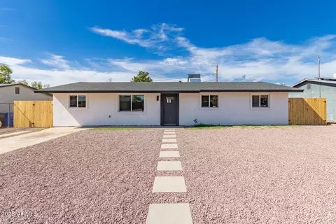 2540 E Hartford Ave, Phoenix, AZ 85032