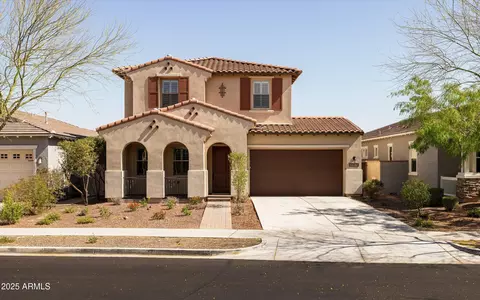 20473 W Legend Trl, Buckeye, AZ 85396