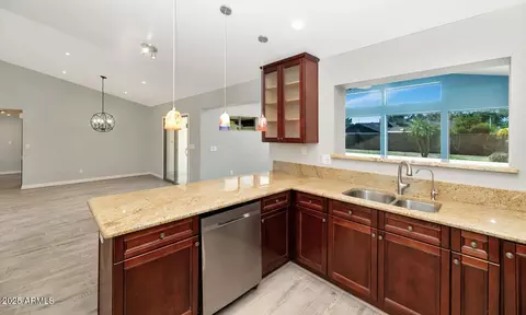6457 Encanto St, Mesa, AZ 85205 photo 10