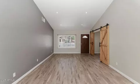 6457 Encanto St, Mesa, AZ 85205 photo 3