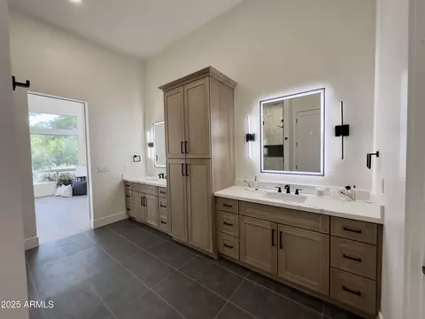 Bath - 6931 E Teton Cir, Mesa, AZ 85207 photo 1 of 7