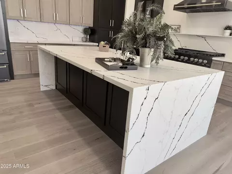 Kitchen - 6931 E Teton Cir, Mesa, AZ 85207 photo 4 of 13