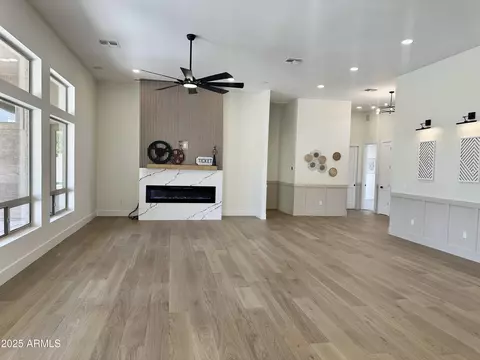 Living - 6931 E Teton Cir, Mesa, AZ 85207 photo 2 of 5