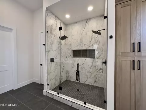 Bath - 6931 E Teton Cir, Mesa, AZ 85207 photo 3 of 7