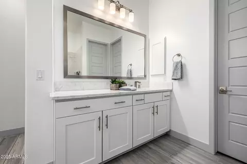 Bath - 8138 E Jacaranda St, Mesa, AZ 85207 photo 1 of 6