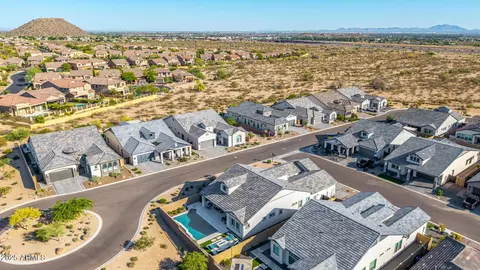View/Area - 8138 E Jacaranda St, Mesa, AZ 85207 photo 9 of 13