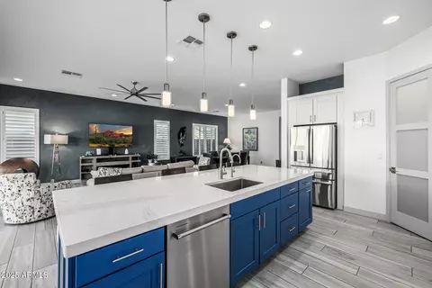 Kitchen - 8138 E Jacaranda St, Mesa, AZ 85207 photo 2 of 8