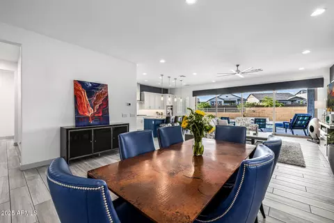 Dining - 8138 E Jacaranda St, Mesa, AZ 85207 photo 2 of 3
