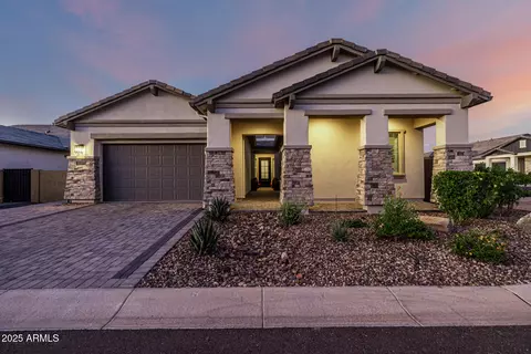 Exterior - 8138 E Jacaranda St, Mesa, AZ 85207 photo 1 of 16
