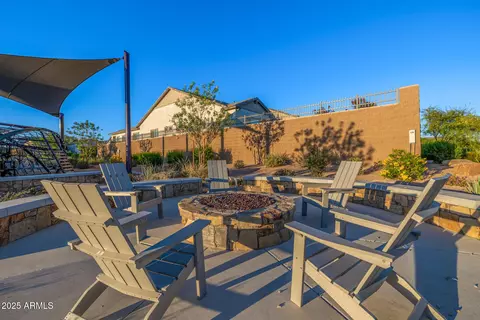 View/Area - 8138 E Jacaranda St, Mesa, AZ 85207 photo 2 of 13