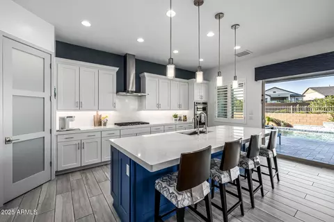Kitchen - 8138 E Jacaranda St, Mesa, AZ 85207 photo 4 of 8