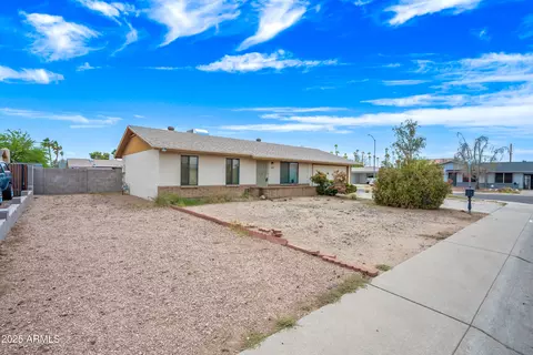 1827 W Bluefield Ave, Phoenix, AZ 85023