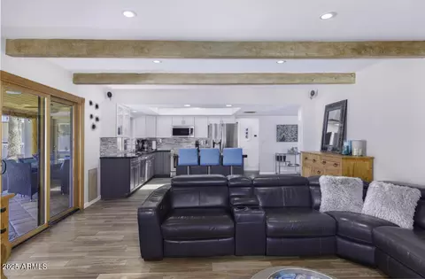 2426 E Turquoise Dr, Phoenix, AZ 85028 photo 12