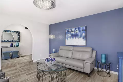 2426 E Turquoise Dr, Phoenix, AZ 85028 photo 18