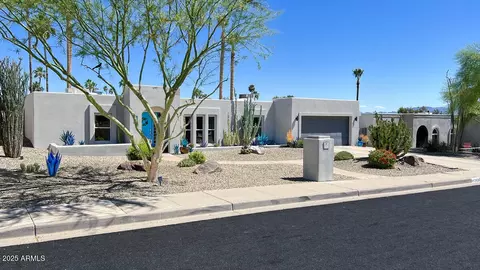 2426 E Turquoise Dr, Phoenix, AZ 85028 photo 3