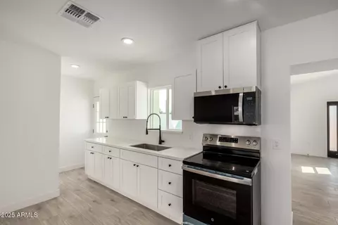 22 E Southgate Ave, Phoenix, AZ 85040 photo 11