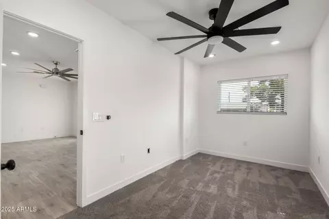 22 E Southgate Ave, Phoenix, AZ 85040 photo 30