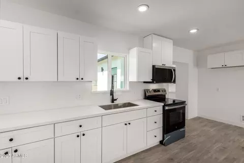 22 E Southgate Ave, Phoenix, AZ 85040 photo 12