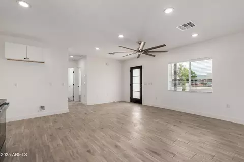 22 E Southgate Ave, Phoenix, AZ 85040 photo 9