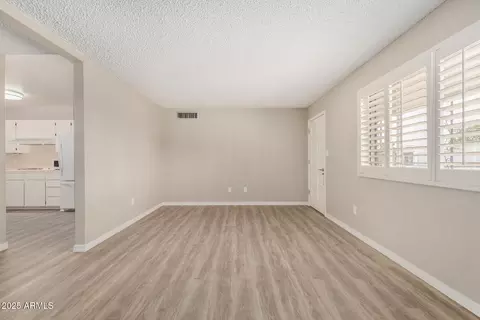 5818 E Colby St, Mesa, AZ 85205 photo 8