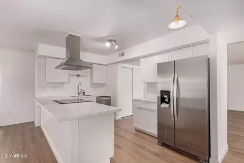 1115 E Carter Dr, Tempe, AZ 85282 photo 10