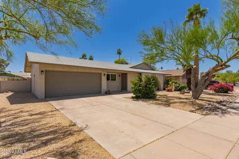 1115 E Carter Dr, Tempe, AZ 85282 photo 2