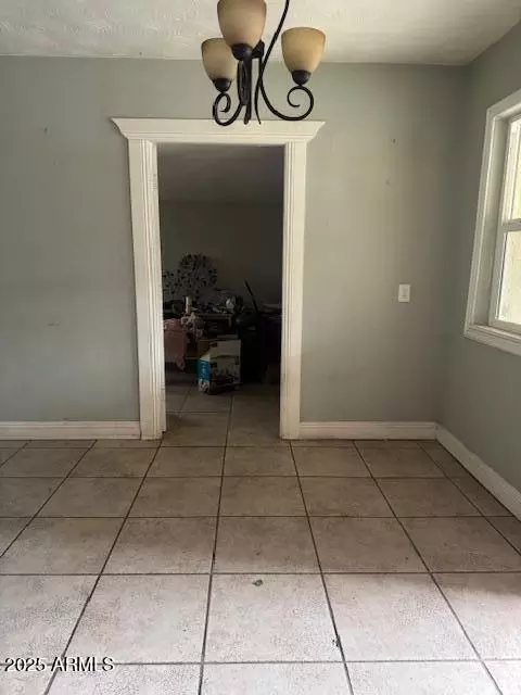 Dining - 25 W Illini St, Phoenix, AZ 85041 photo 1 of 1