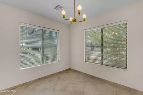 Dining - 2028 W Alice Ave, Phoenix, AZ 85021 photo 2 of 2
