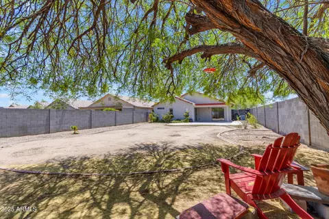 Exterior - 2028 W Alice Ave, Phoenix, AZ 85021 photo 2 of 8