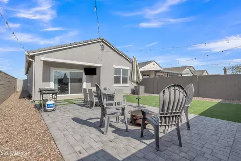 Exterior - 10004 S Smythe Dr, Apache Junction, AZ 85120 photo 5 of 9