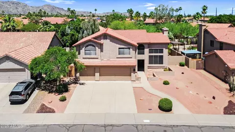 3926 E Lavender Ln, Phoenix, AZ 85044