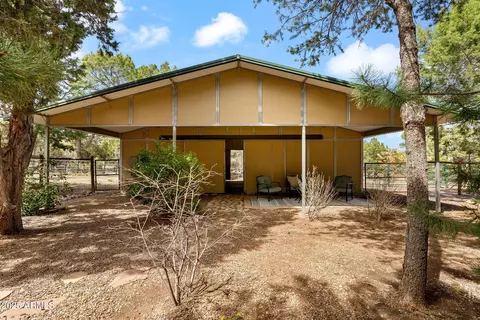 Exterior - 5092 Tosca Pl, Show Low, AZ 85901 photo 8 of 15