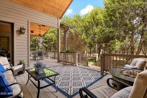 Exterior - 5092 Tosca Pl, Show Low, AZ 85901 photo 2 of 15