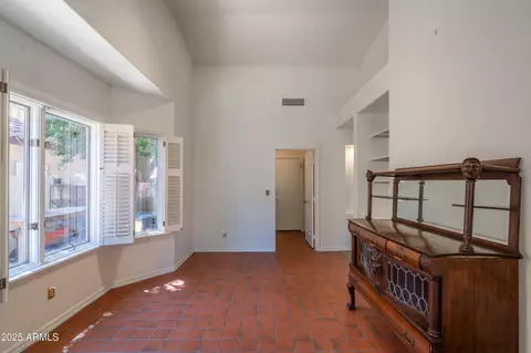 1226 E Greenway Cir, Mesa, AZ 85203 photo 13