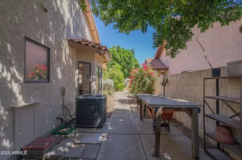 1226 E Greenway Cir, Mesa, AZ 85203 photo 33