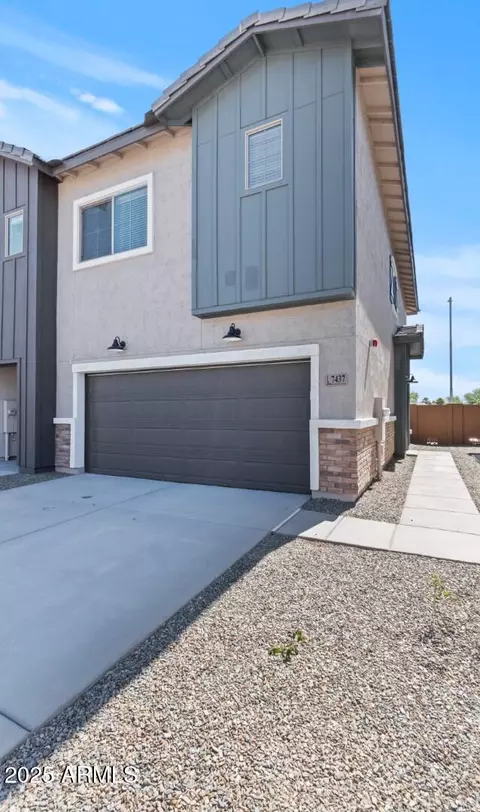 7437 S 75th Dr, Laveen, AZ 85339
