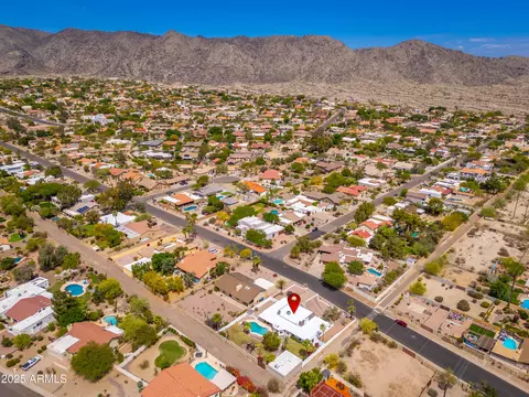 View/Area - 3951 E Sequoia Trl, Phoenix, AZ 85044 photo 8 of 9