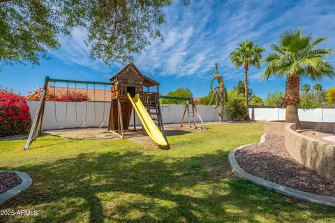 Exterior - 3951 E Sequoia Trl, Phoenix, AZ 85044 photo 4 of 15