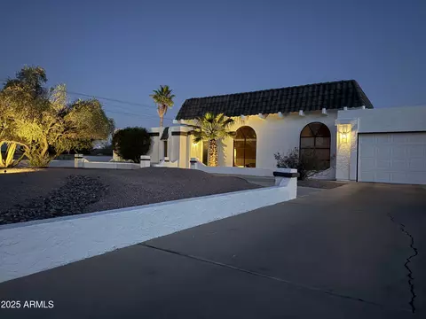 Exterior - 3951 E Sequoia Trl, Phoenix, AZ 85044 photo 10 of 15