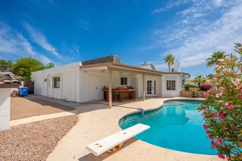 Exterior - 3951 E Sequoia Trl, Phoenix, AZ 85044 photo 1 of 15